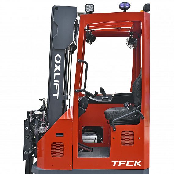 Многоходовой ричтрак OXLIFT TFCK30 8000 мм 3000 кг